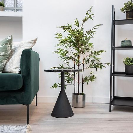 Four Bedroom Apartment, Old Town Bukarest Eksteriør billede