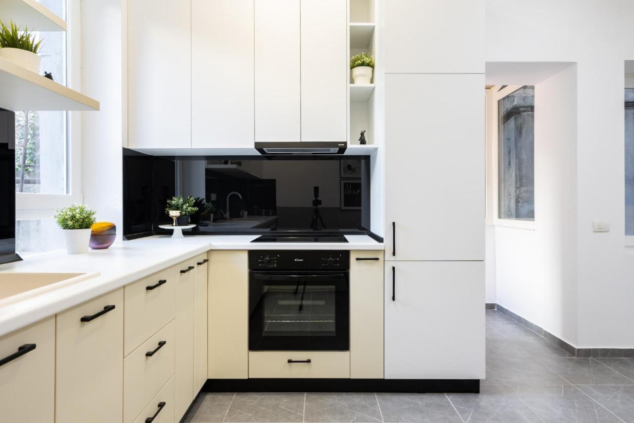 Four Bedroom Apartment, Old Town Bukarest Eksteriør billede