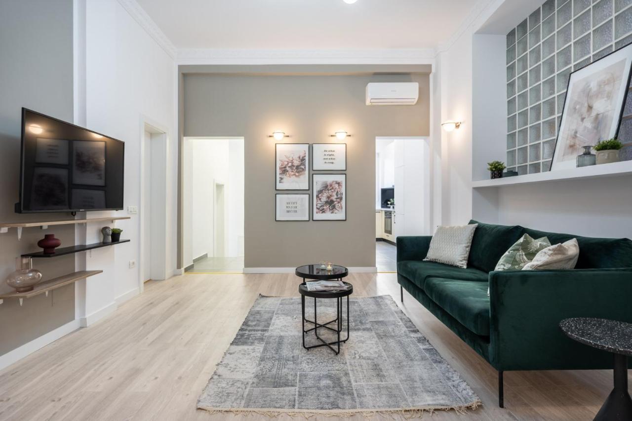 Four Bedroom Apartment, Old Town Bukarest Eksteriør billede