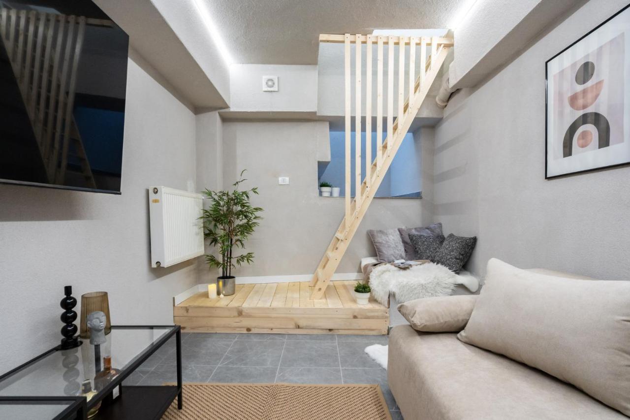 Four Bedroom Apartment, Old Town Bukarest Eksteriør billede