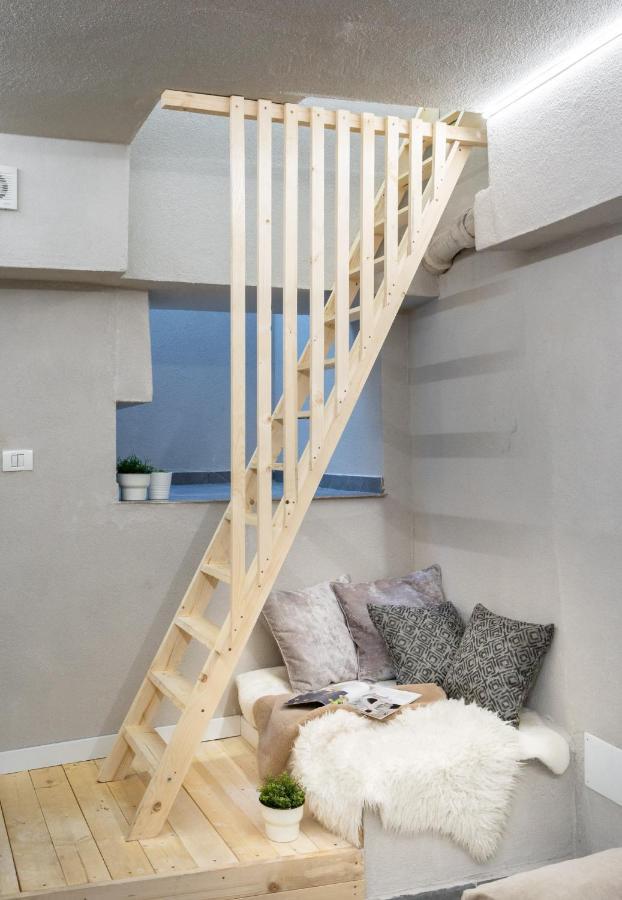 Four Bedroom Apartment, Old Town Bukarest Eksteriør billede